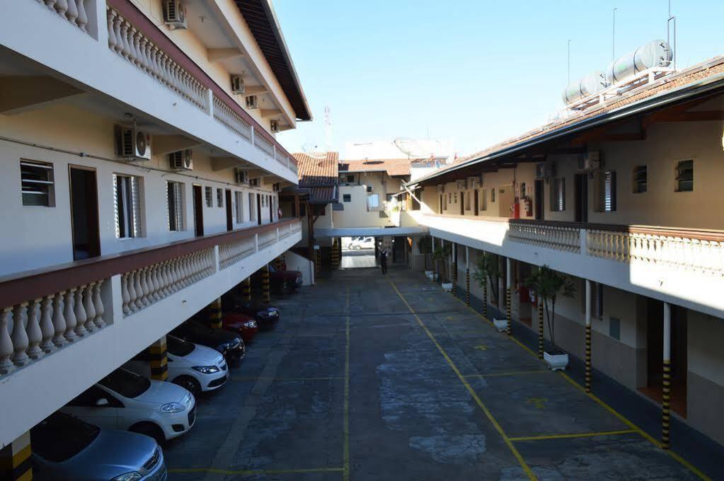 Hotel Garrafao - Localizado No Centro Comercial De Boituva - Sp Exteriör bild